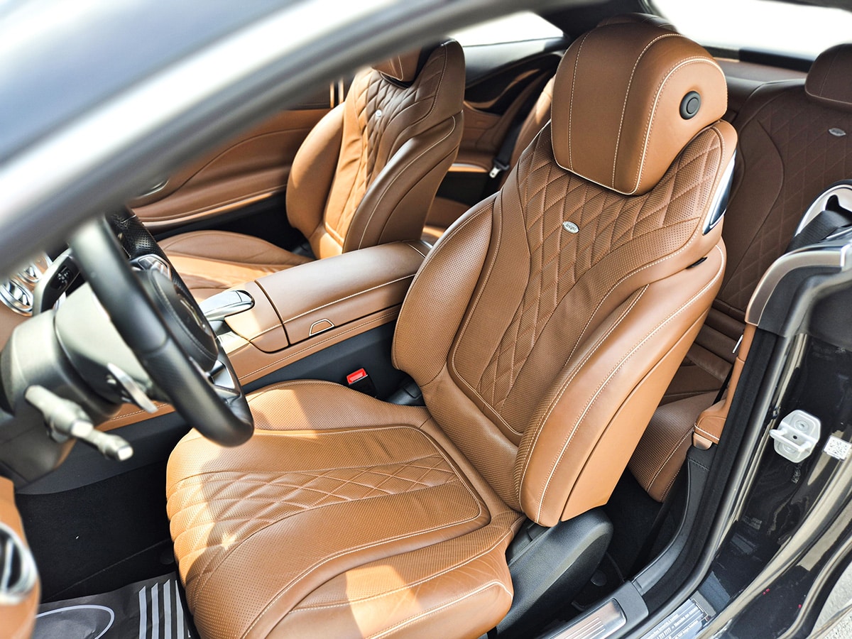 Mercedes-Benz Classe S Coupe 500 4matic - siege avant conducteur