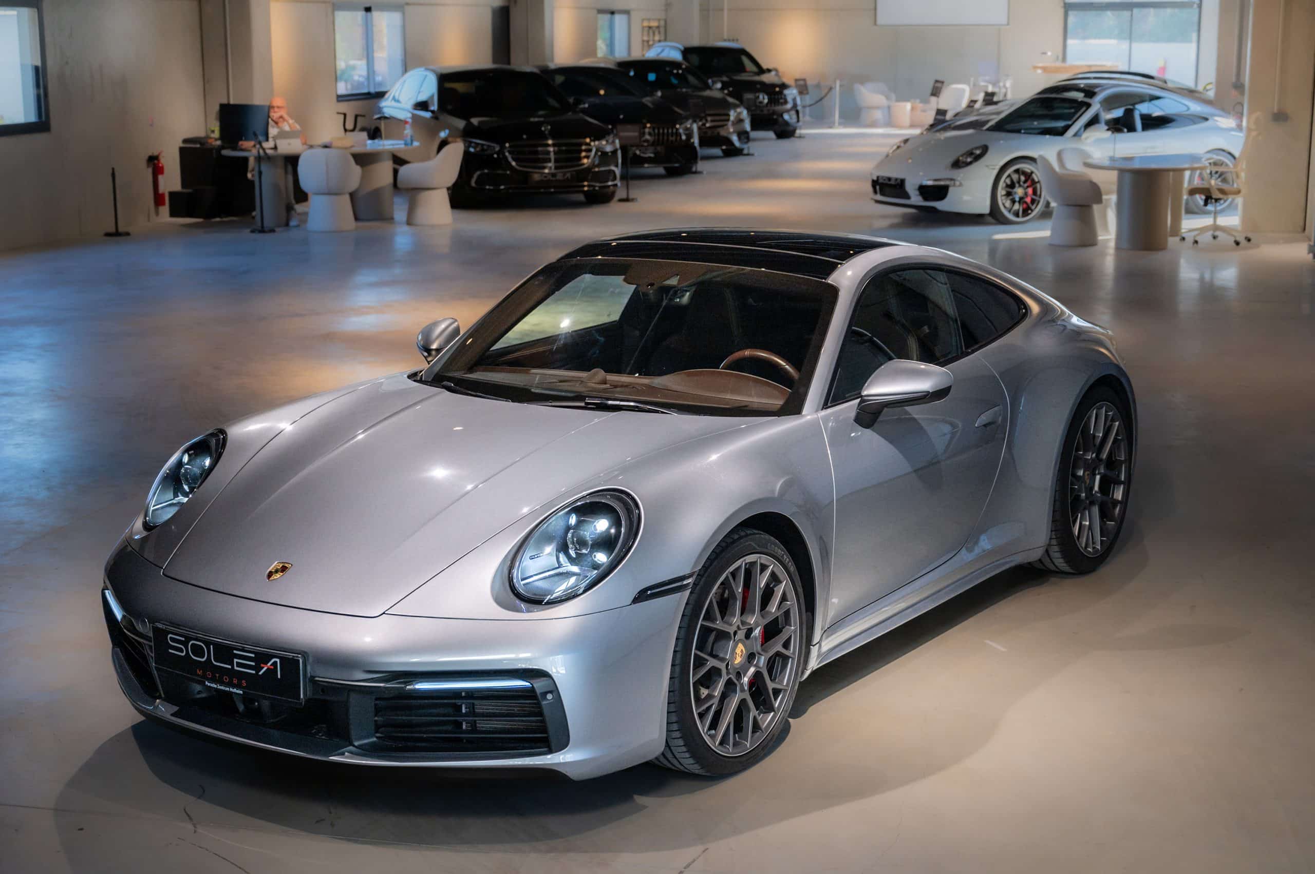 Porsche_Carrera-4S_argent_02