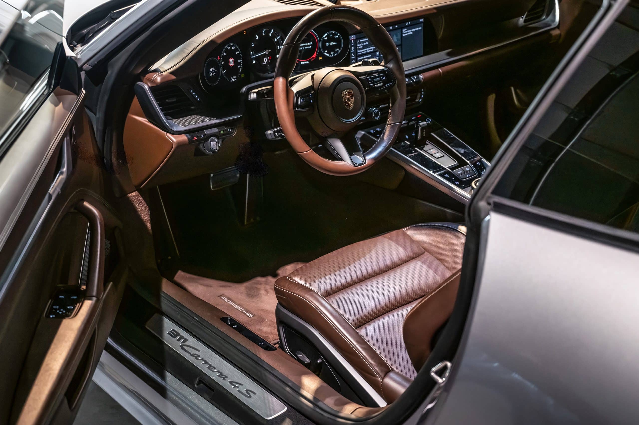 Porsche_Carrera-4S_argent_18(1)