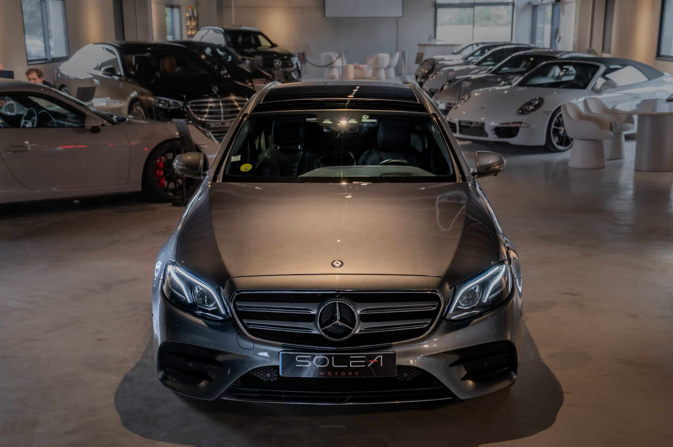 Mercedes_Classe-E_grise_06