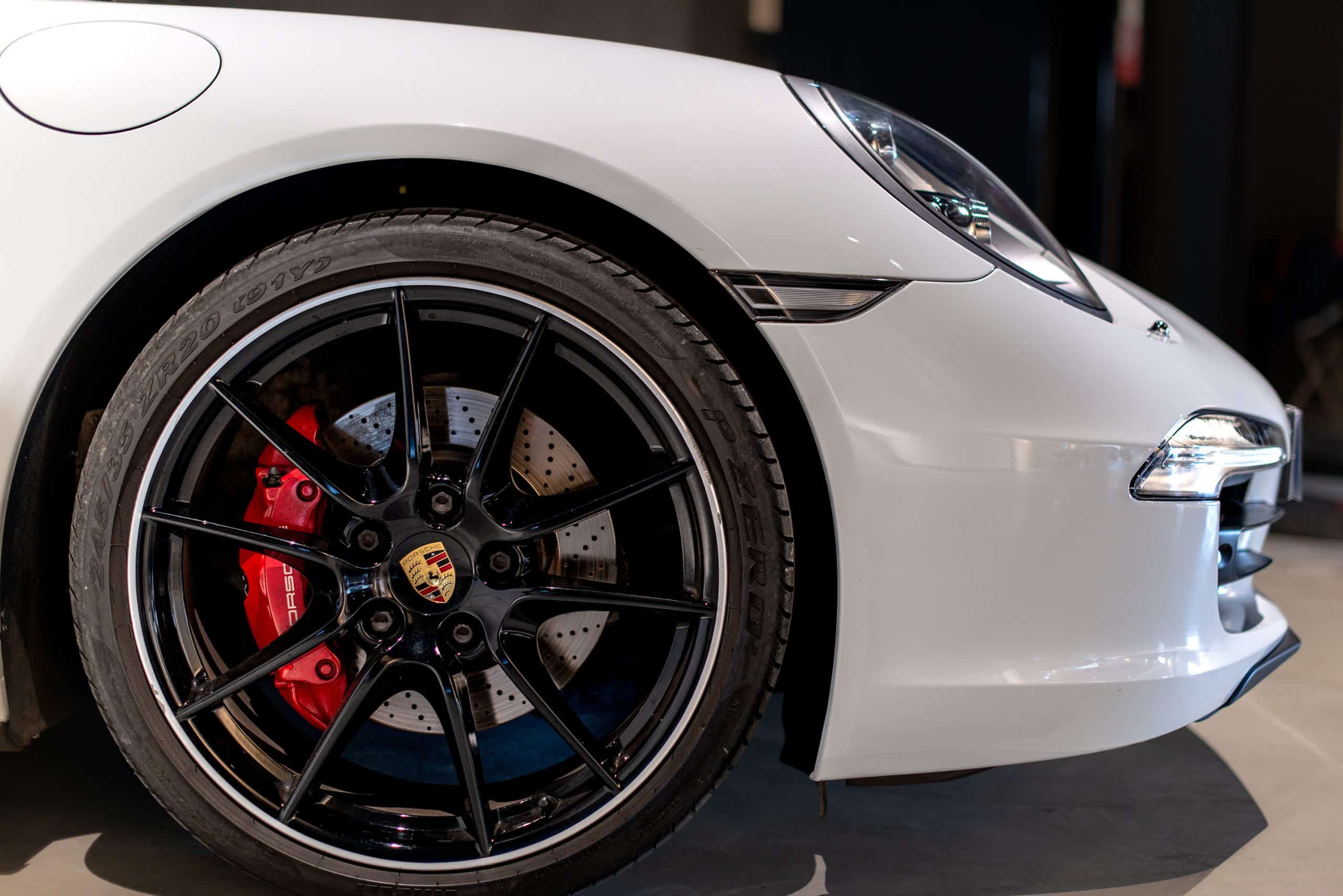 Porsche-Carrera-4S-blanche_SM_10