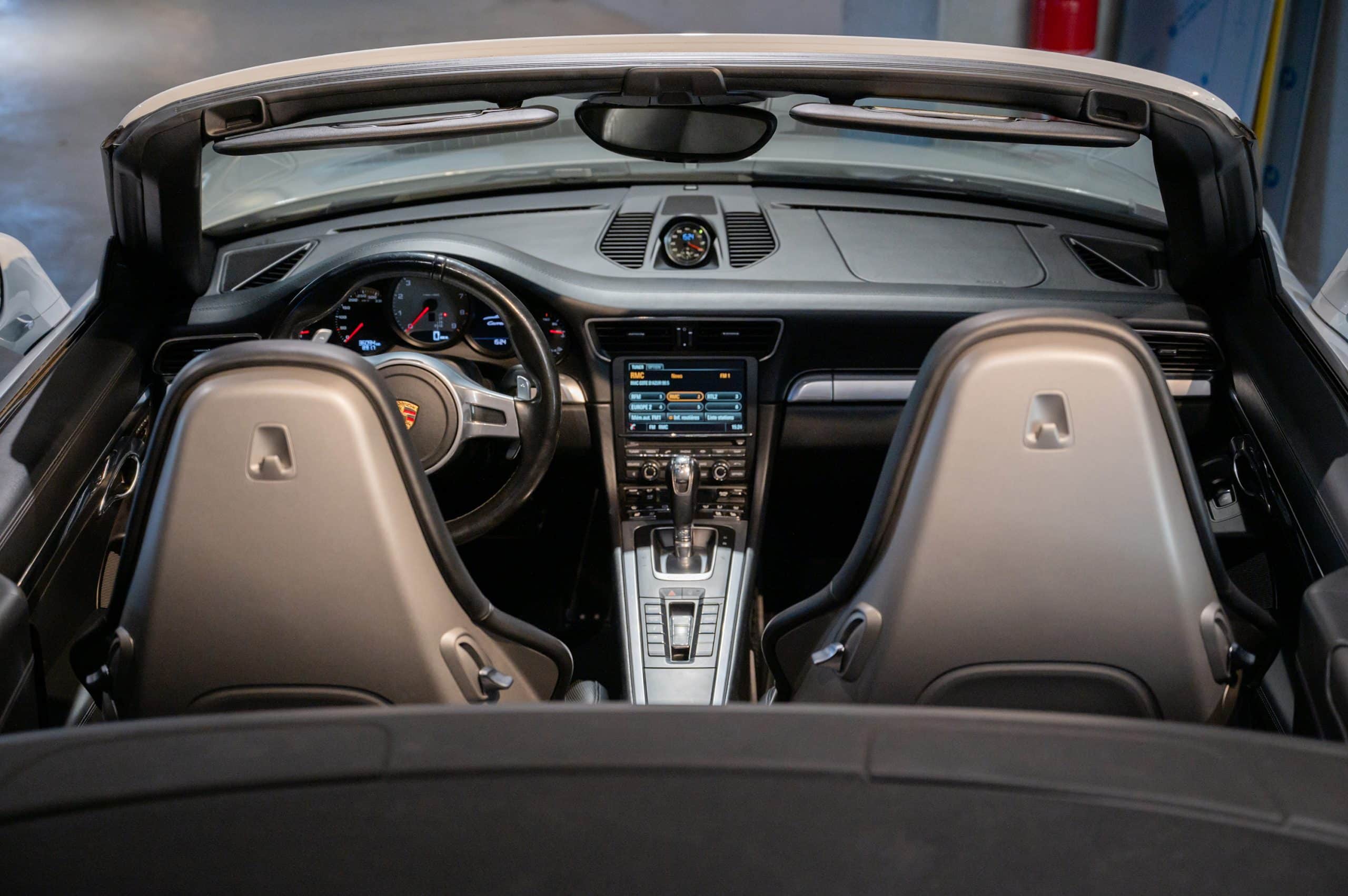 Porsche-Carrera-4S-blanche_SM_27