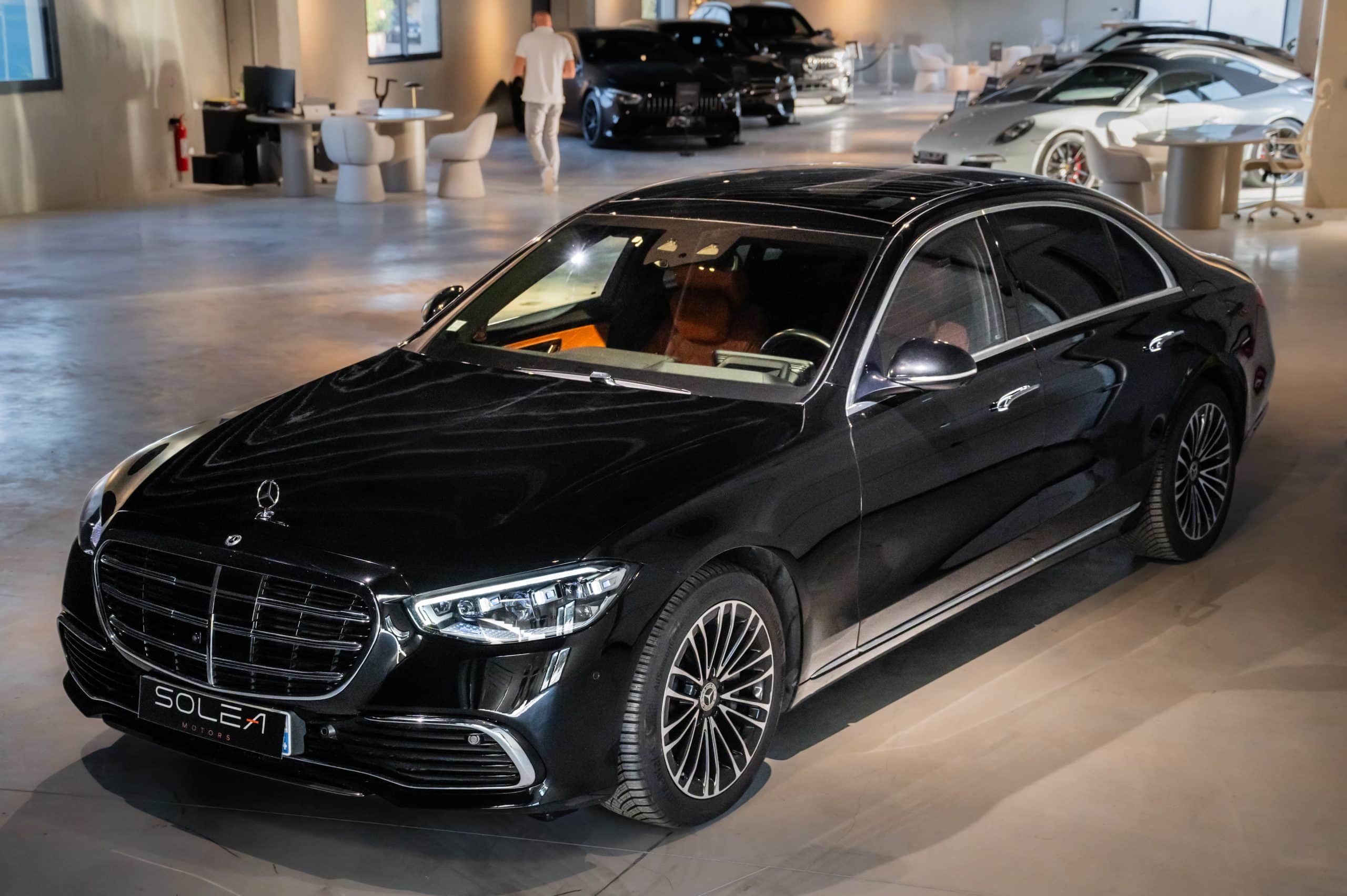 Mercedes_Classe-S__hybride-noire_02