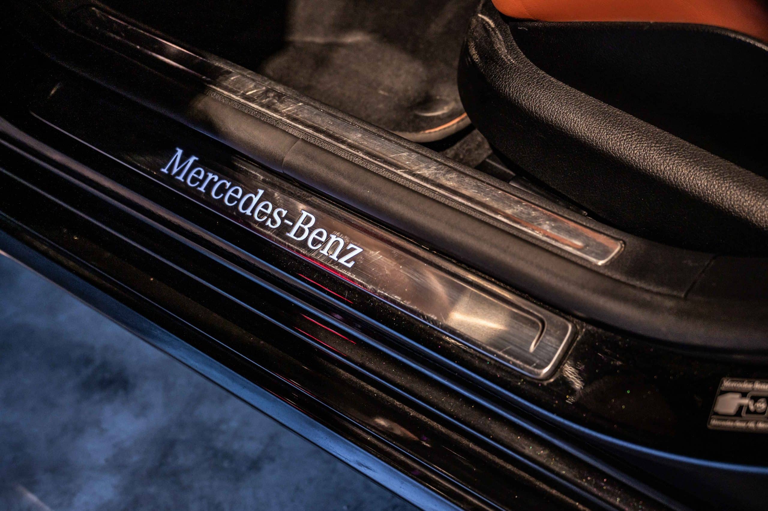 Mercedes_Classe-S__hybride-noire_10