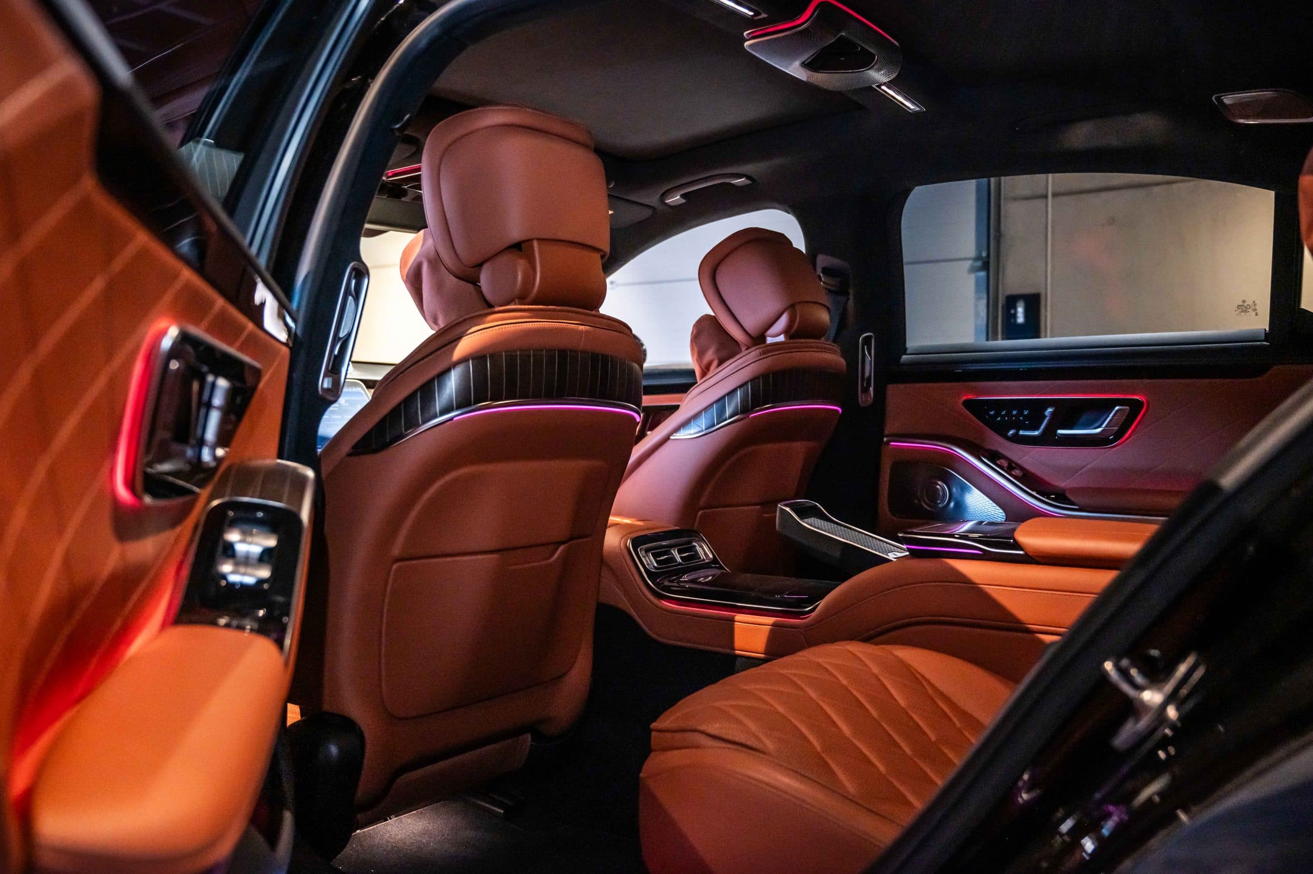 Mercedes_Classe-S__hybride-noire_20