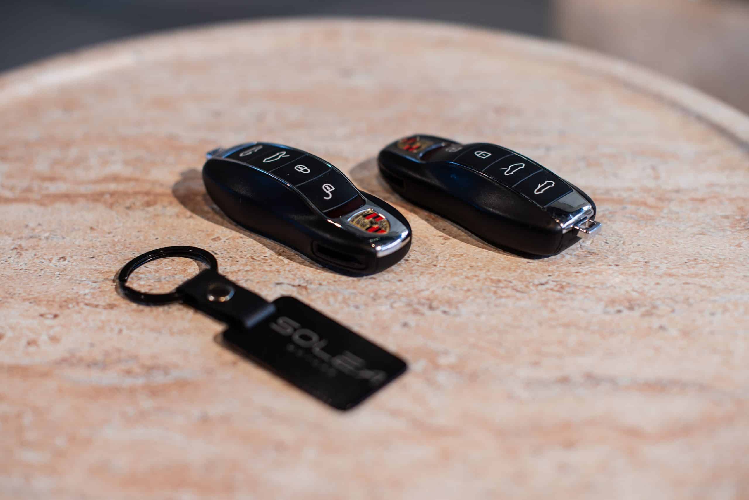 Porsche-Carrera-4S-blanche_SM_34