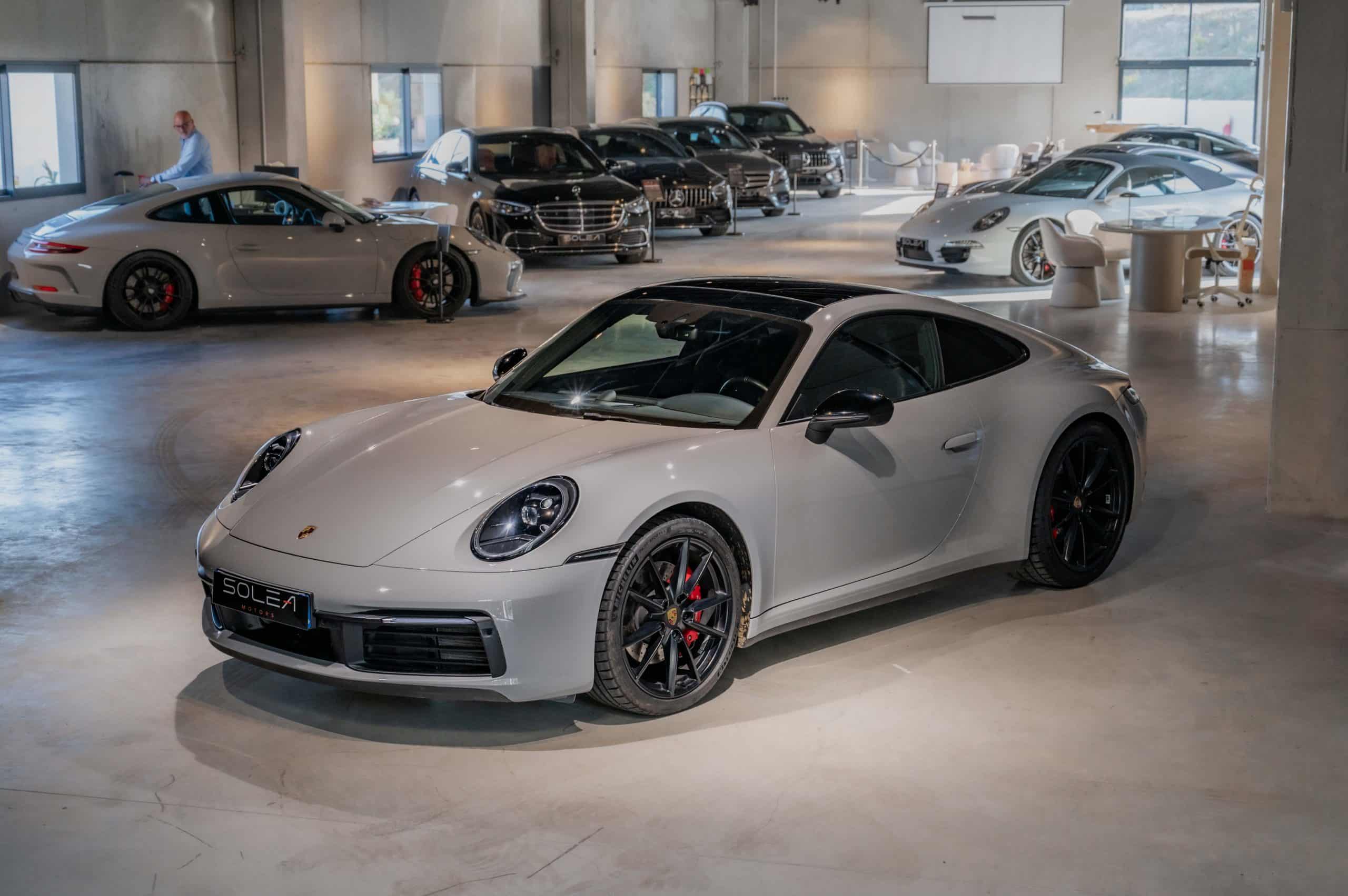 Porsche_911-Carrera-4S_gris-craie_01