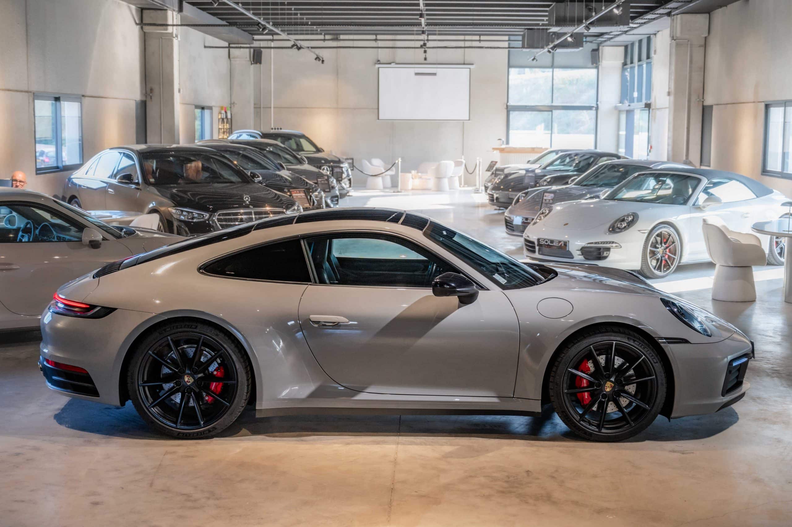 Porsche_911-Carrera-4S_gris-craie_03