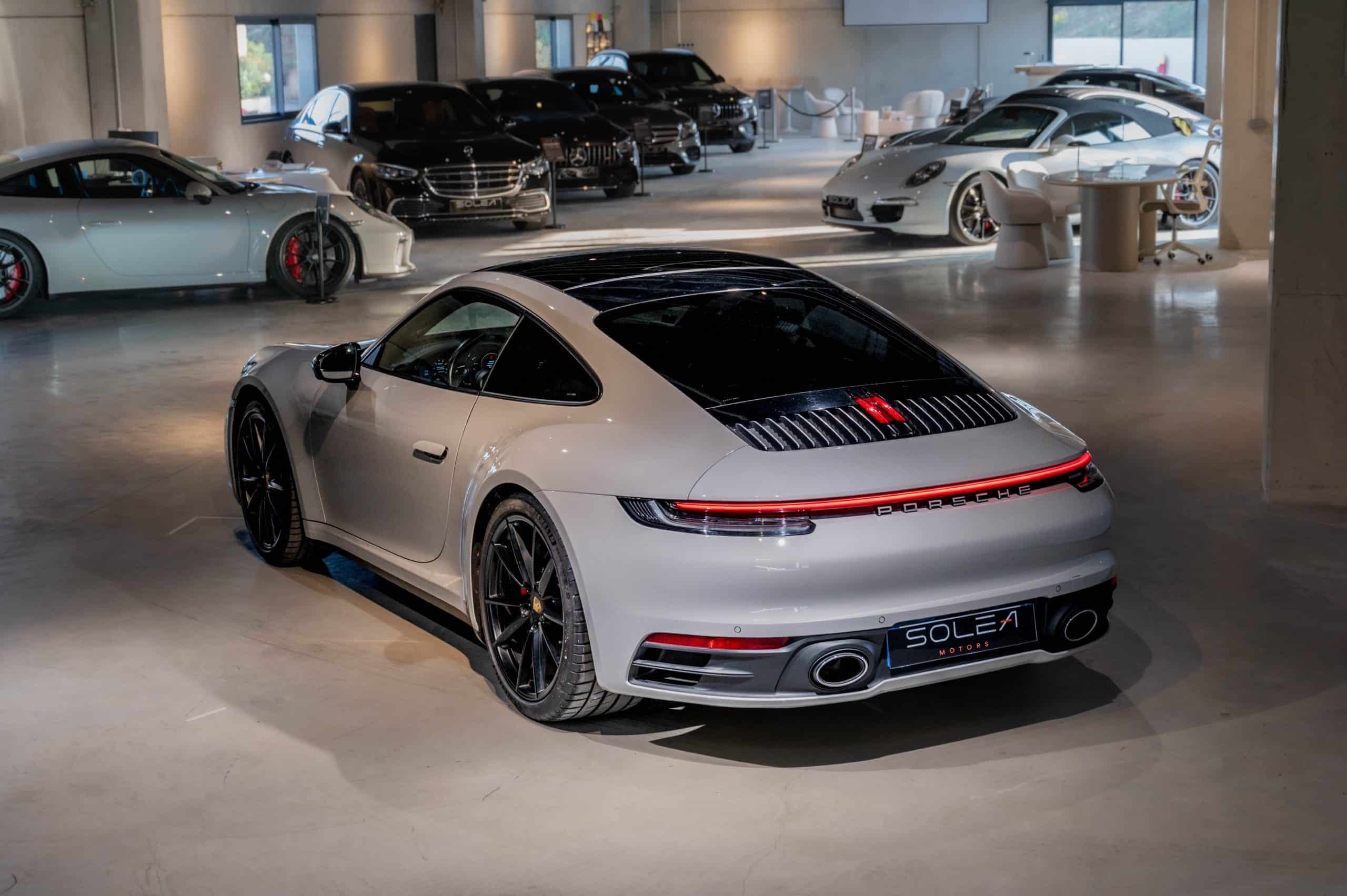 Porsche_911-Carrera-4S_gris-craie_10