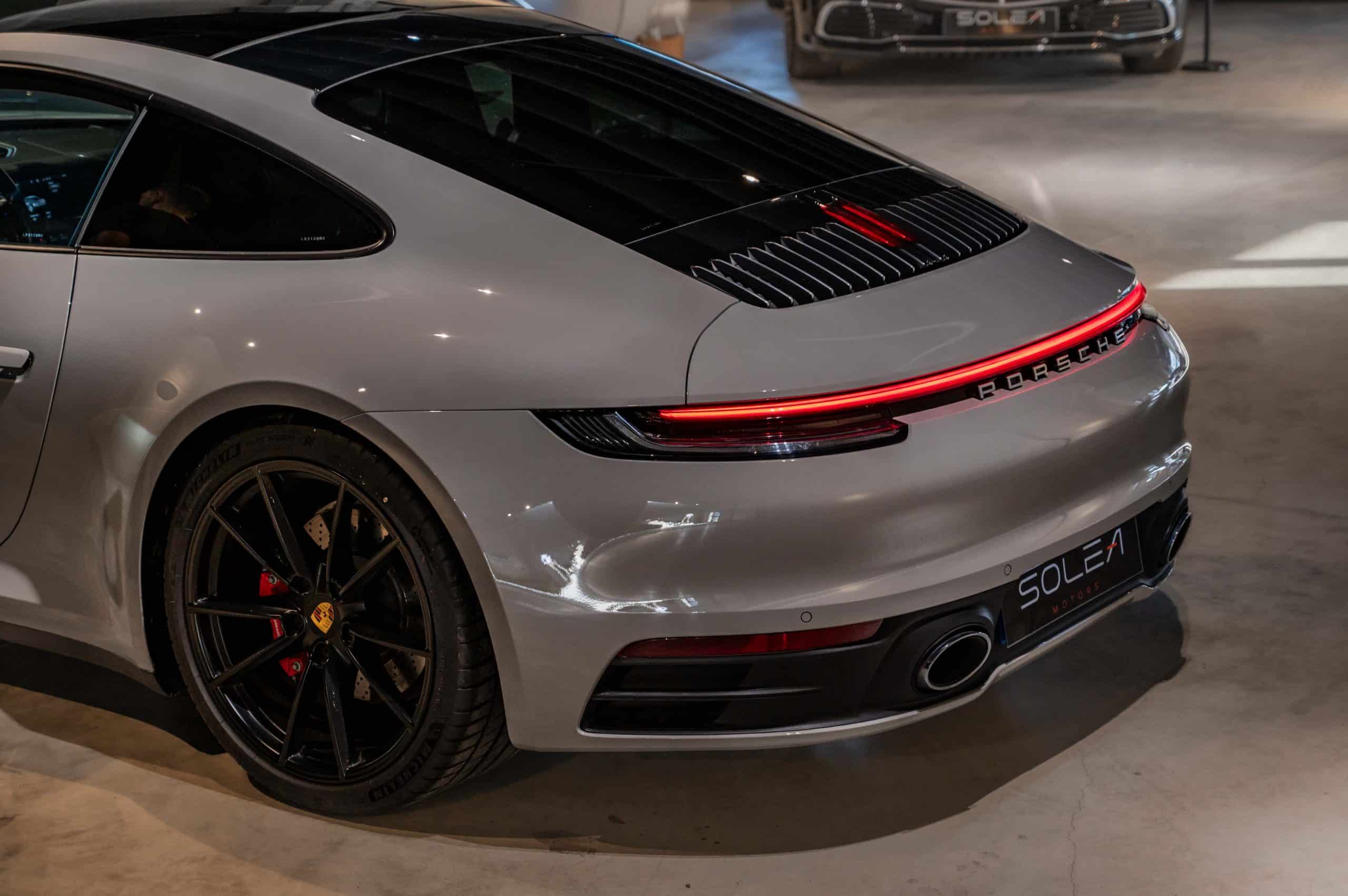 Porsche_911-Carrera-4S_gris-craie_14