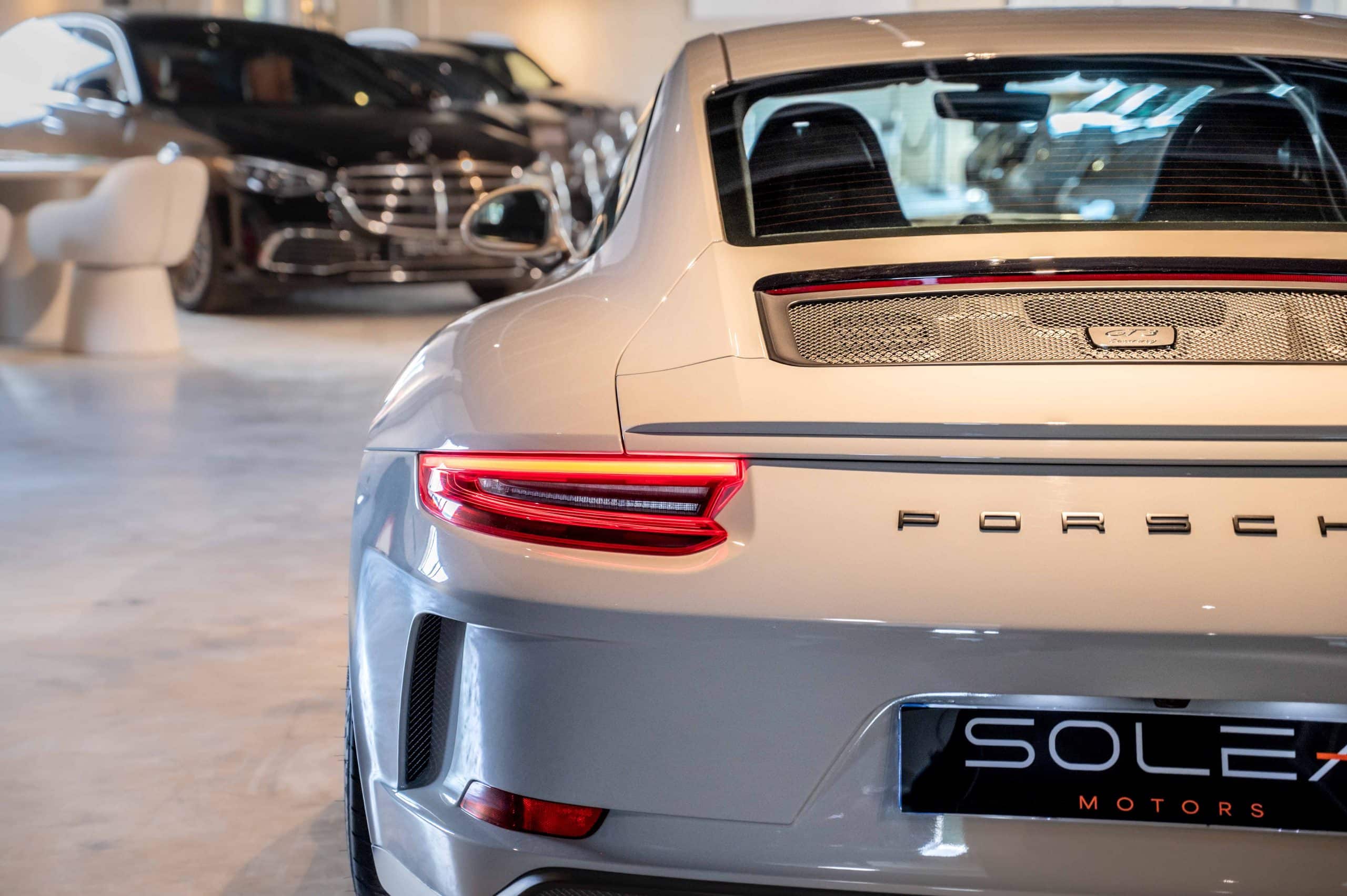 Porsche_GT3-Touring_15