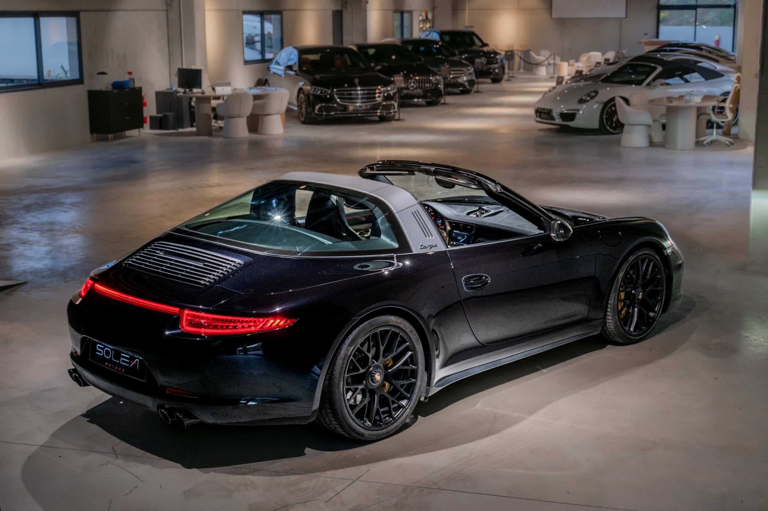 Porsche_Targa-4-GTS_09