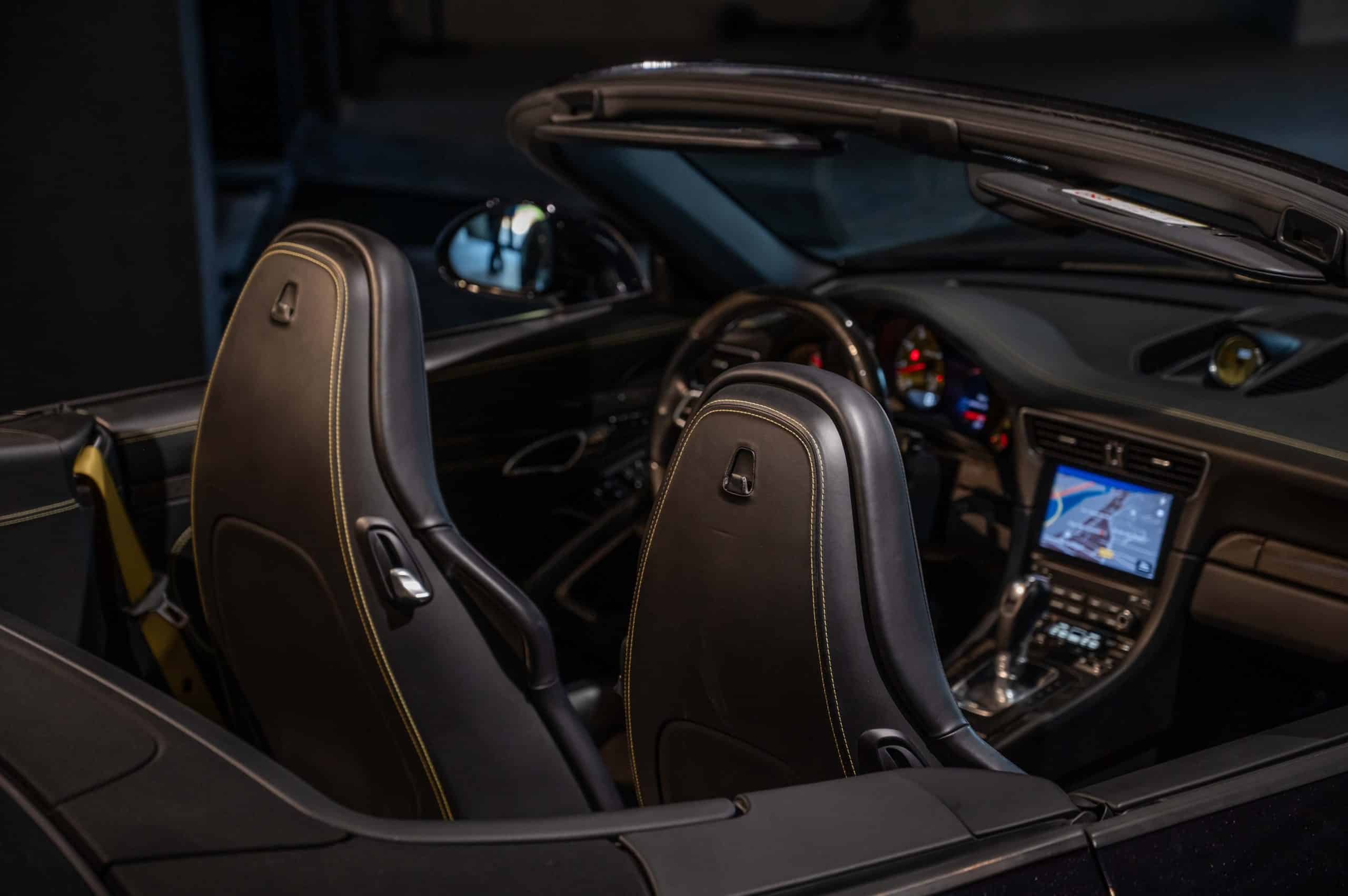 Porsche_Turbo-S_noire-20