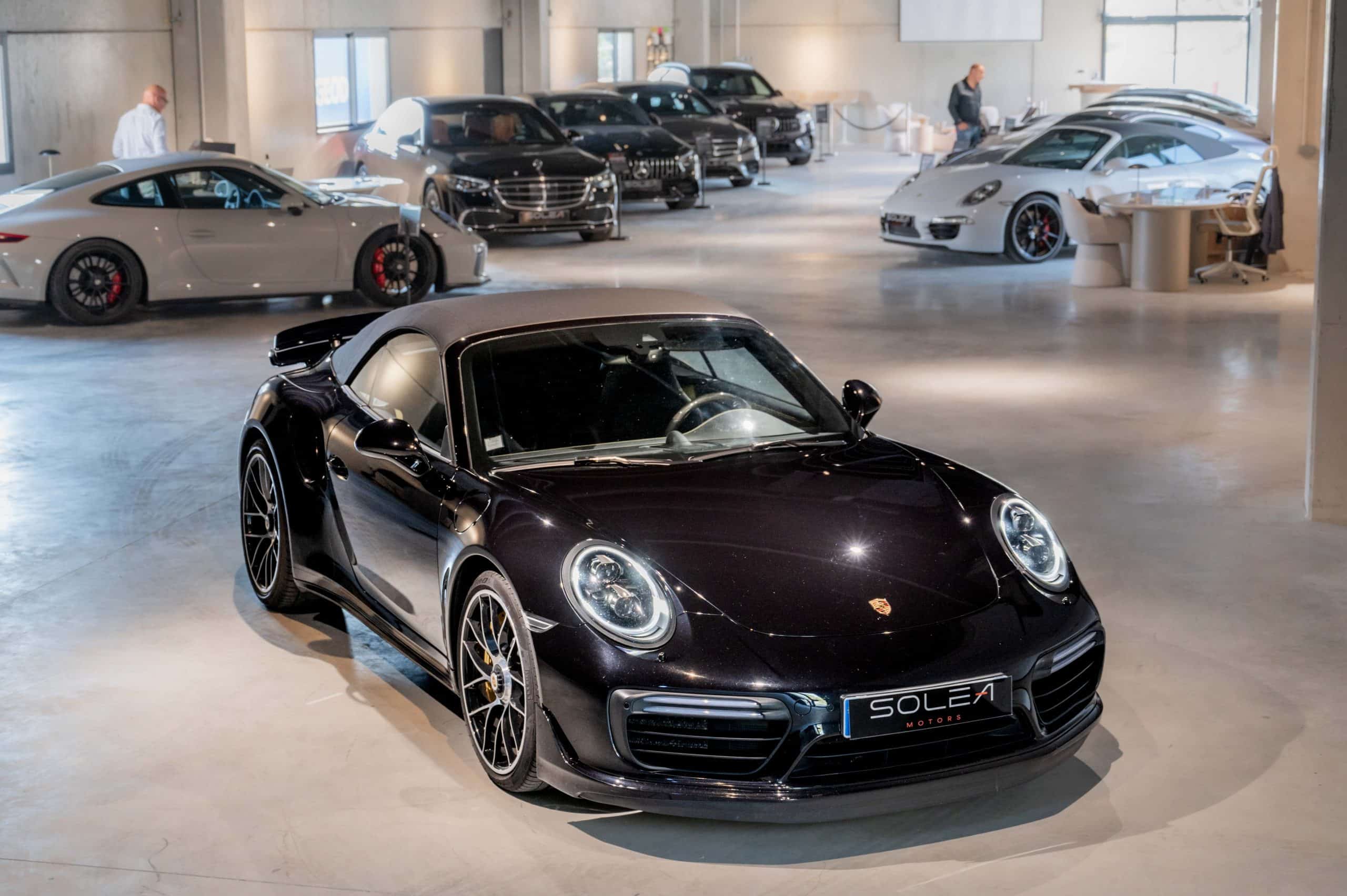 Porsche_Turbo-S_noire