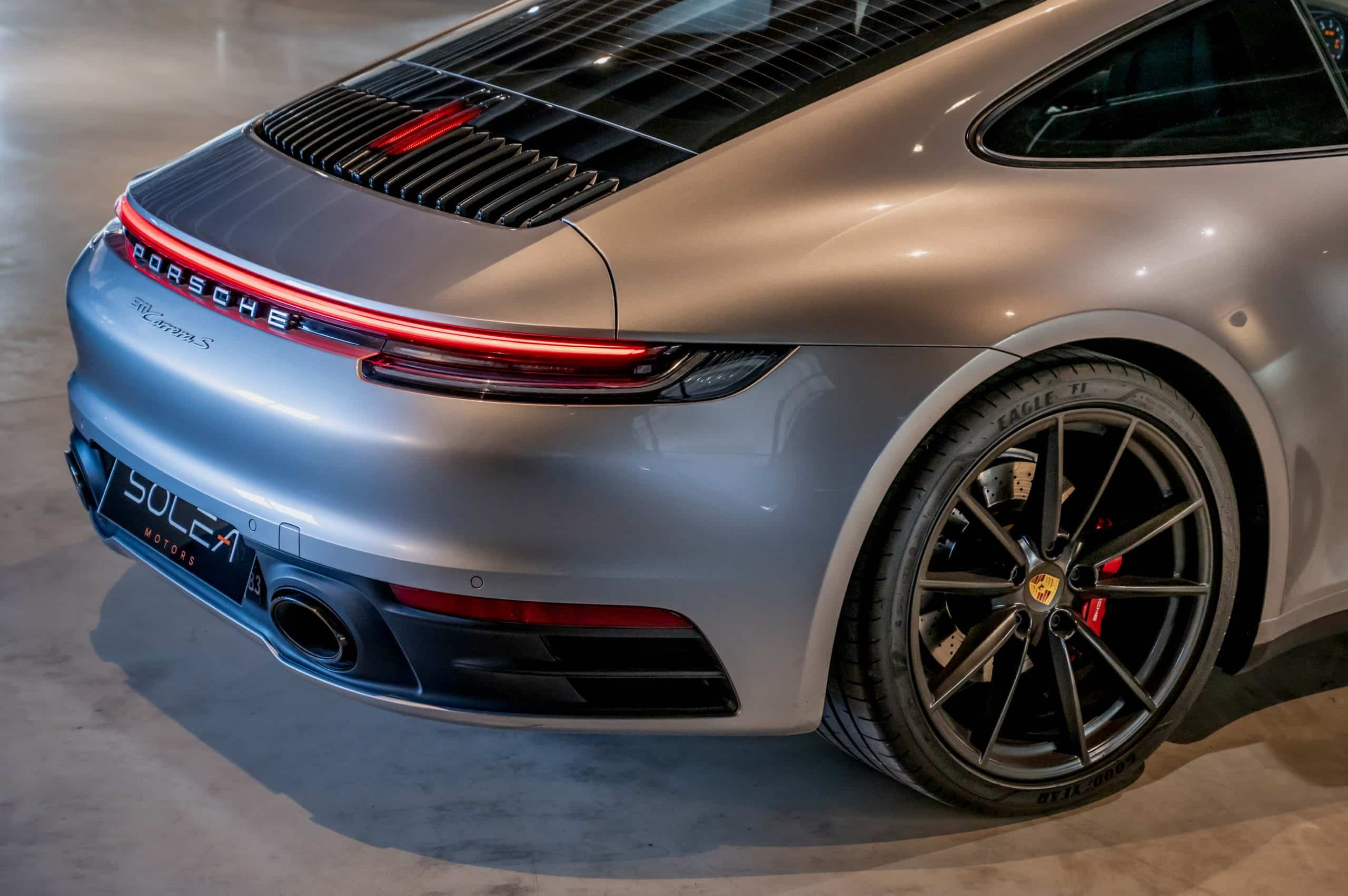 Porsche_911-Carrera-S_argent_10