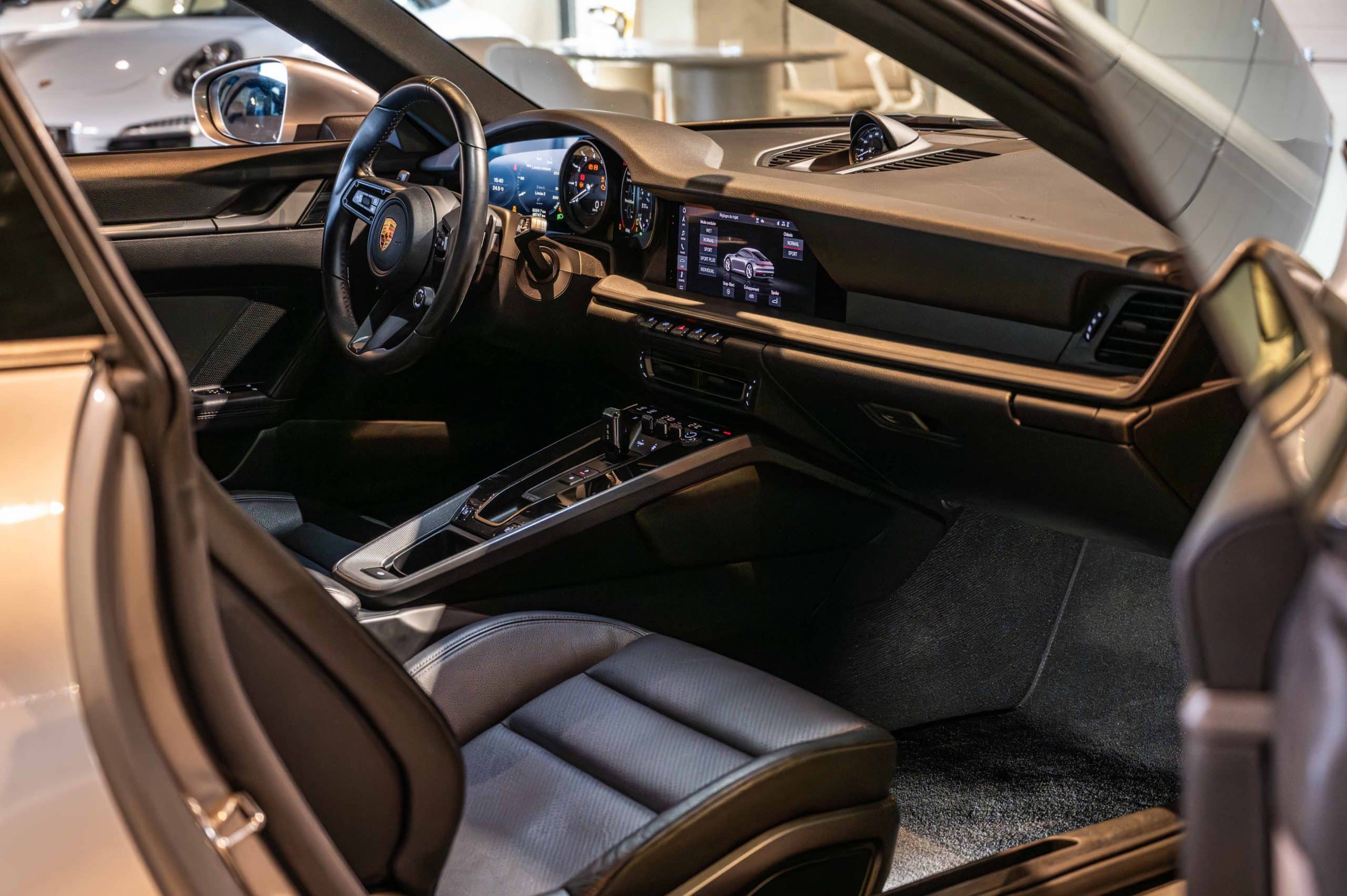 Porsche_911-Carrera-S_argent_14