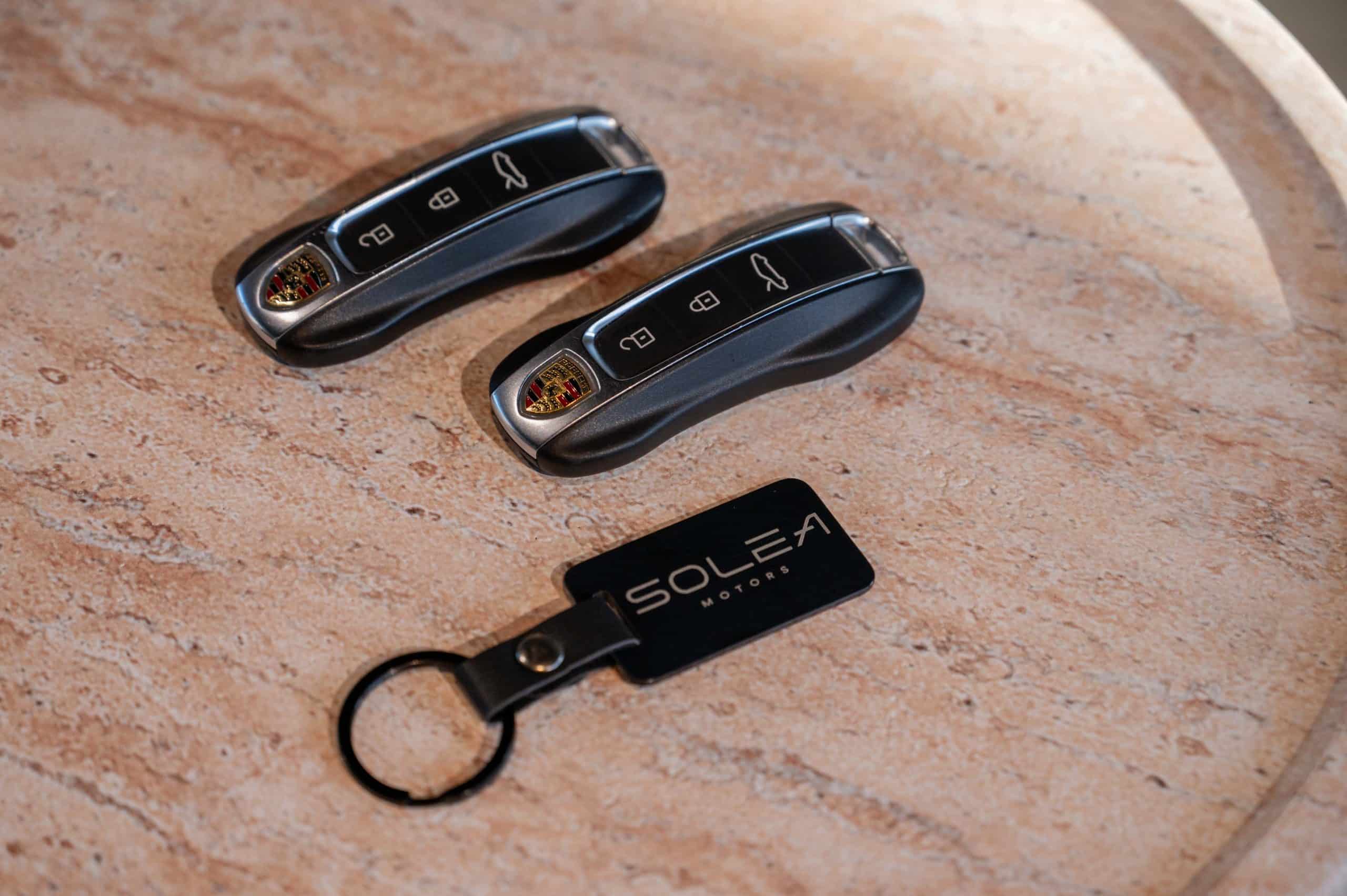 Porsche_911-Carrera-S_argent_19