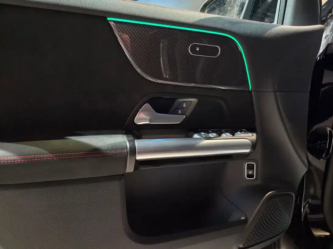 W103422470_STANDARD_8