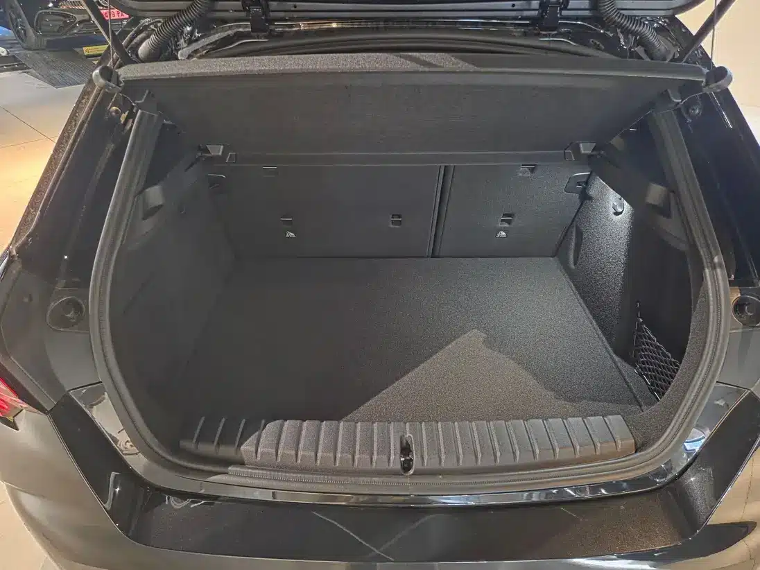 W103425419_STANDARD_10