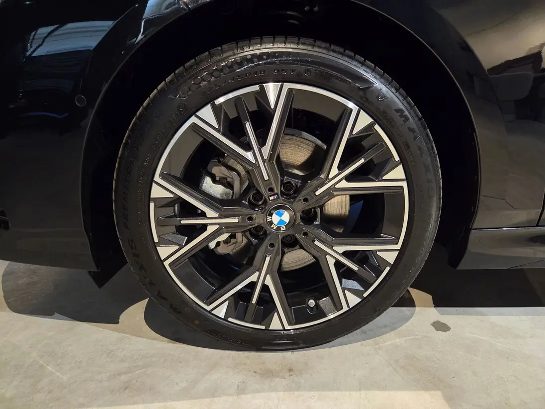 W103425419_STANDARD_11