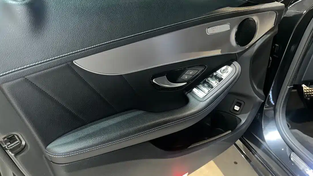 W103427202_STANDARD_15