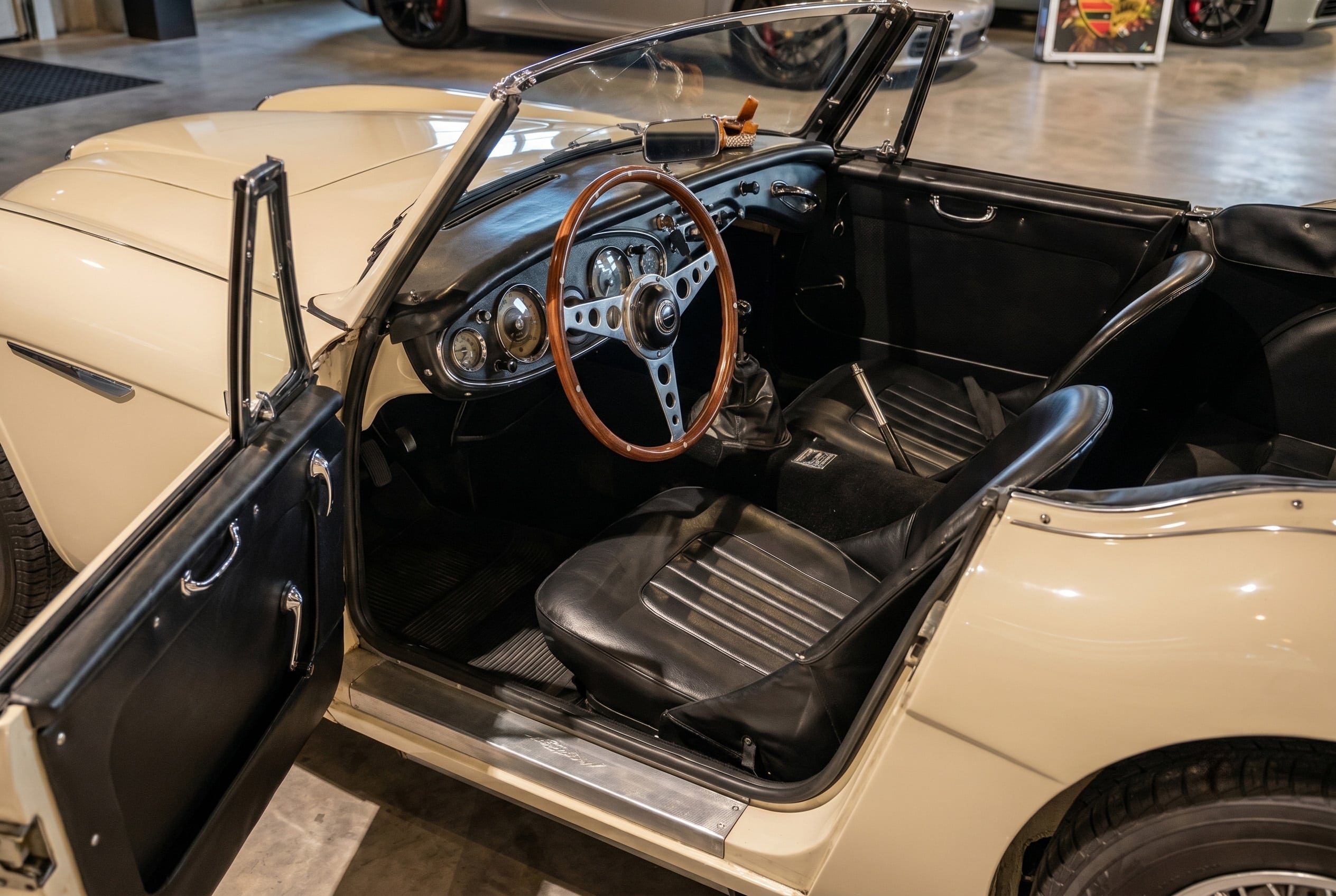 intérieur côté conducteur